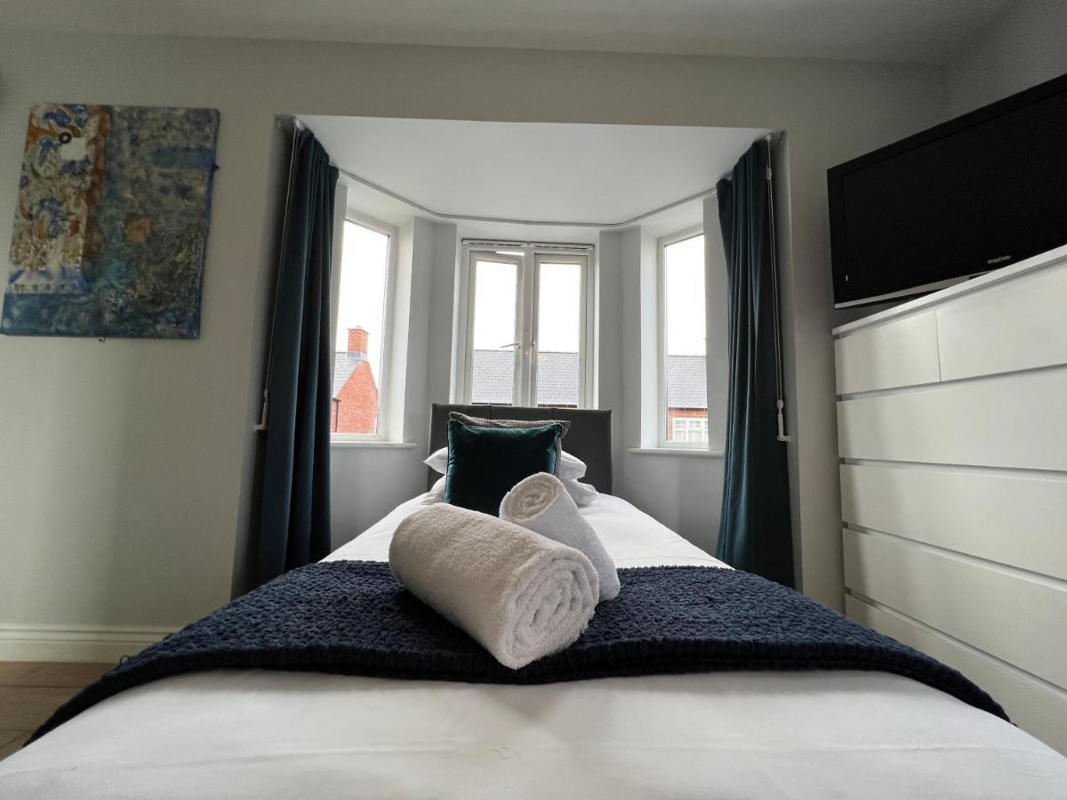 Short Stays, Beautiful Serviced Accommodation Bicester Kültér fotó